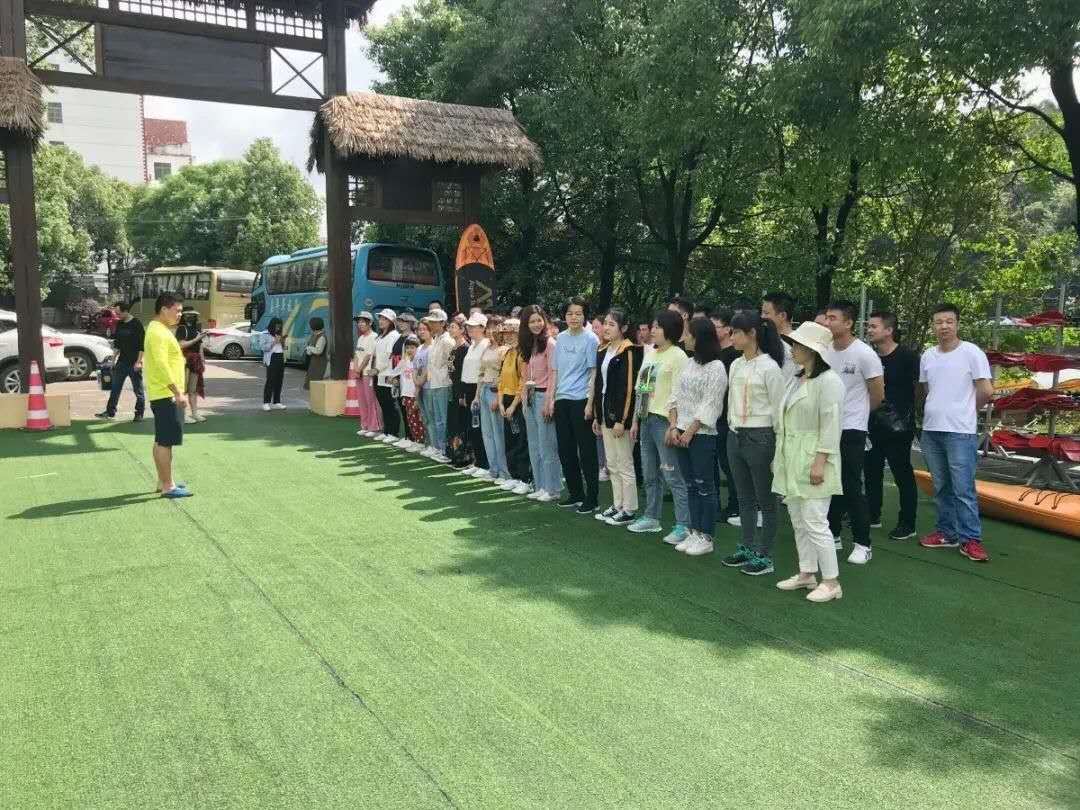 遠(yuǎn)程監(jiān)控,報(bào)警巡邏,清機(jī)加鈔,清分整點(diǎn),憑證寄庫(kù),頭寸箱寄庫(kù),商鋪安保,智能家居