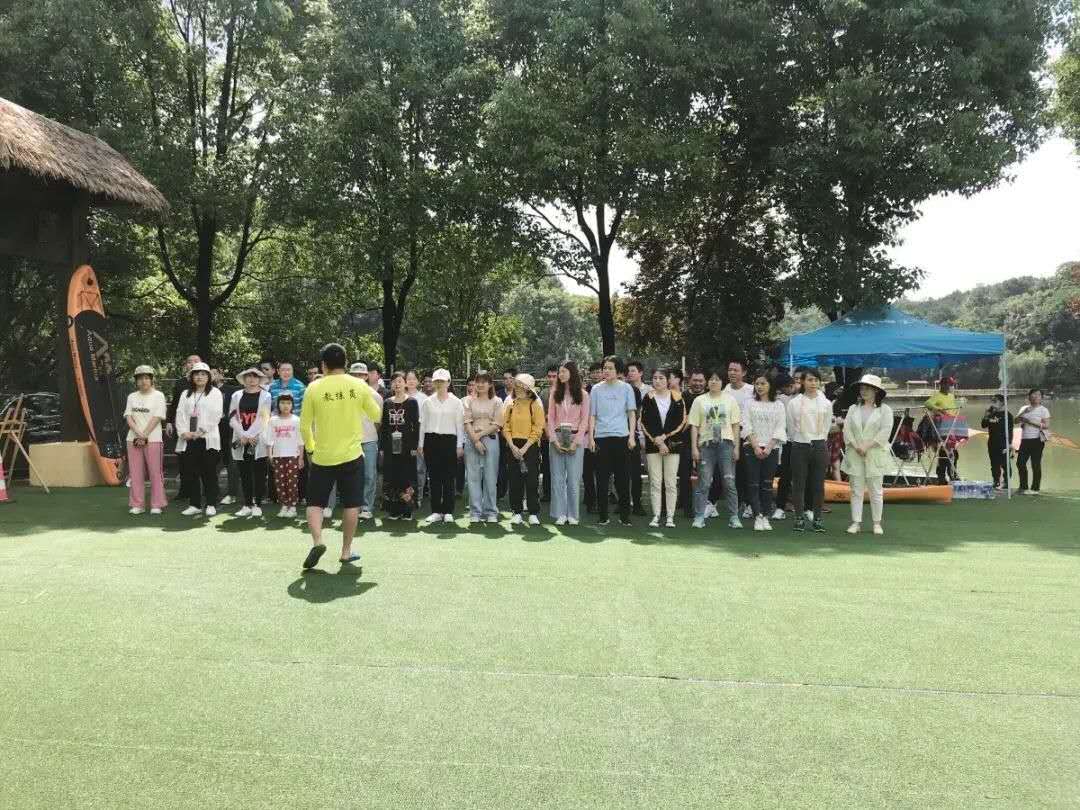 遠(yuǎn)程監(jiān)控,報(bào)警巡邏,清機(jī)加鈔,清分整點(diǎn),憑證寄庫(kù),頭寸箱寄庫(kù),商鋪安保,智能家居