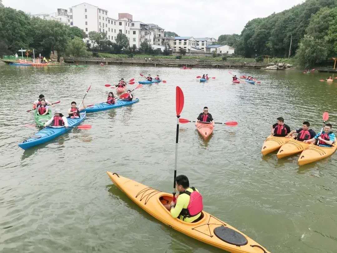 遠(yuǎn)程監(jiān)控,報(bào)警巡邏,清機(jī)加鈔,清分整點(diǎn),憑證寄庫(kù),頭寸箱寄庫(kù),商鋪安保,智能家居