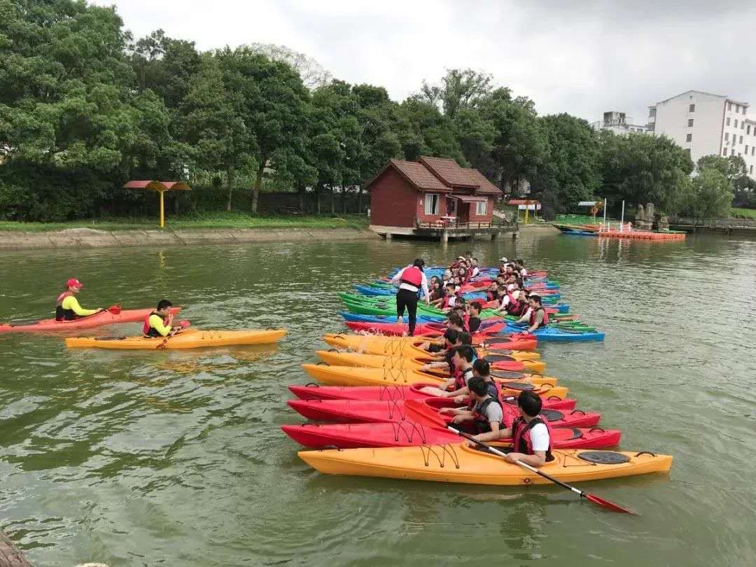 遠(yuǎn)程監(jiān)控,報(bào)警巡邏,清機(jī)加鈔,清分整點(diǎn),憑證寄庫(kù),頭寸箱寄庫(kù),商鋪安保,智能家居