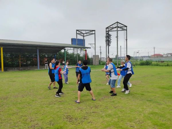 遠(yuǎn)程監(jiān)控,報(bào)警巡邏,清機(jī)加鈔,清分整點(diǎn),憑證寄庫(kù),頭寸箱寄庫(kù),商鋪安保,智能家居