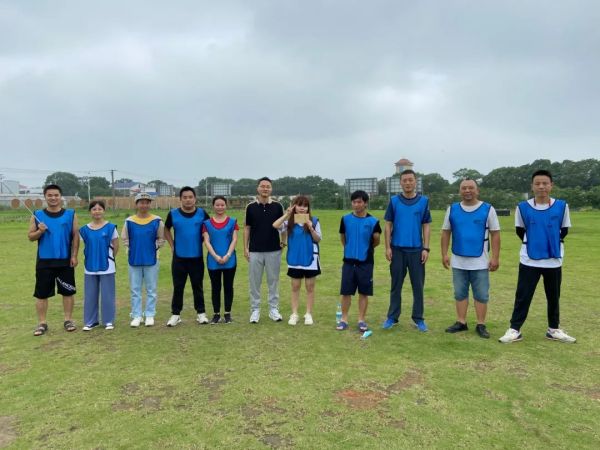 遠(yuǎn)程監(jiān)控,報(bào)警巡邏,清機(jī)加鈔,清分整點(diǎn),憑證寄庫(kù),頭寸箱寄庫(kù),商鋪安保,智能家居